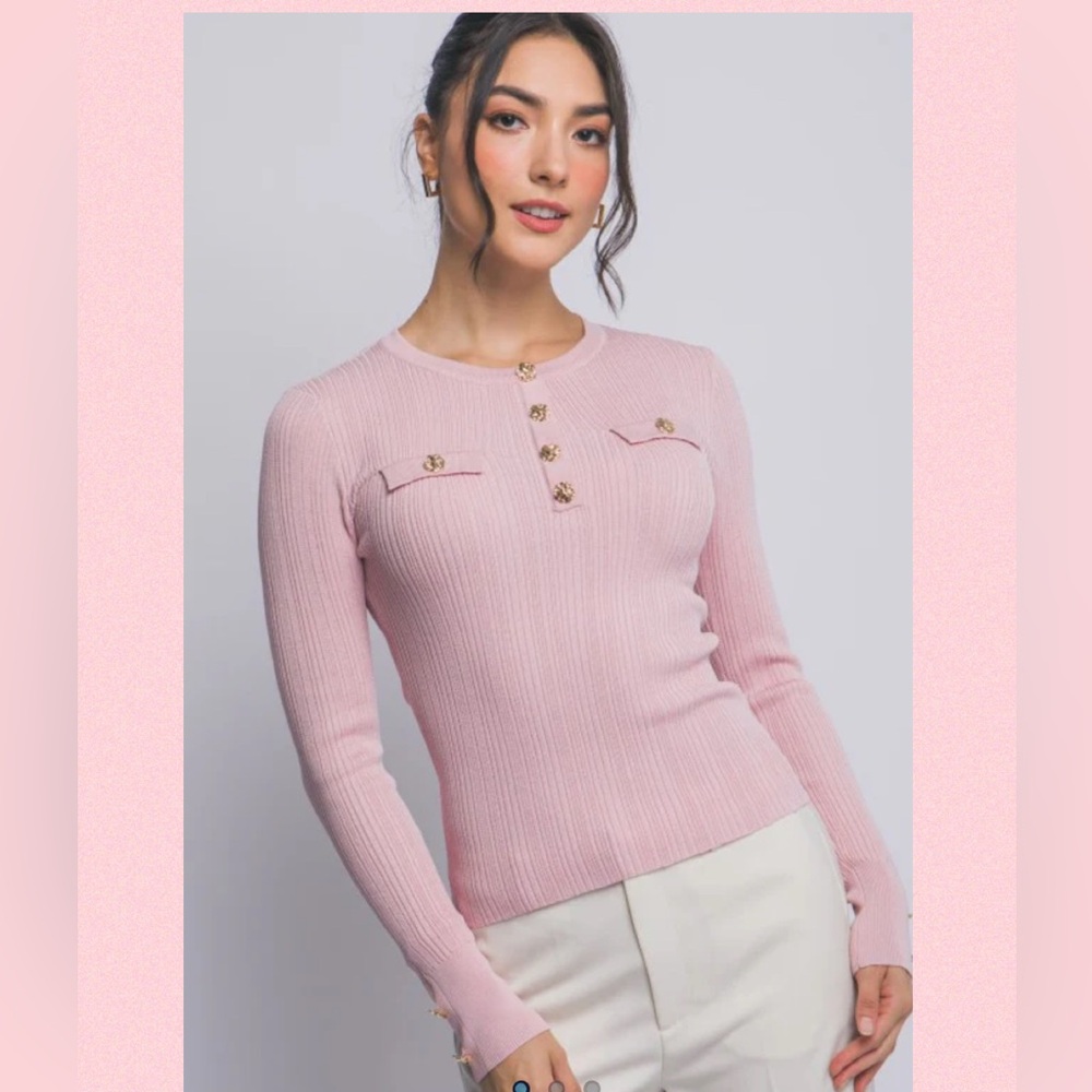 💖 Ribbed Knit Top With Gold-tone Buttons💖
